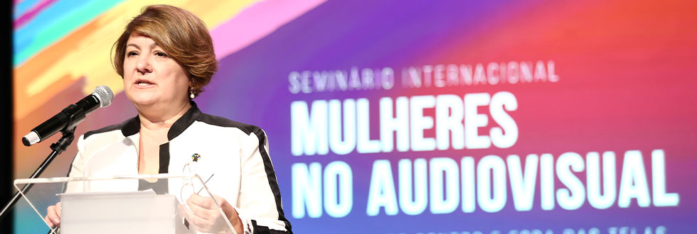 Debora Ivanov durante o Seminrio Internacional Mulheres no Audiovisual 2019