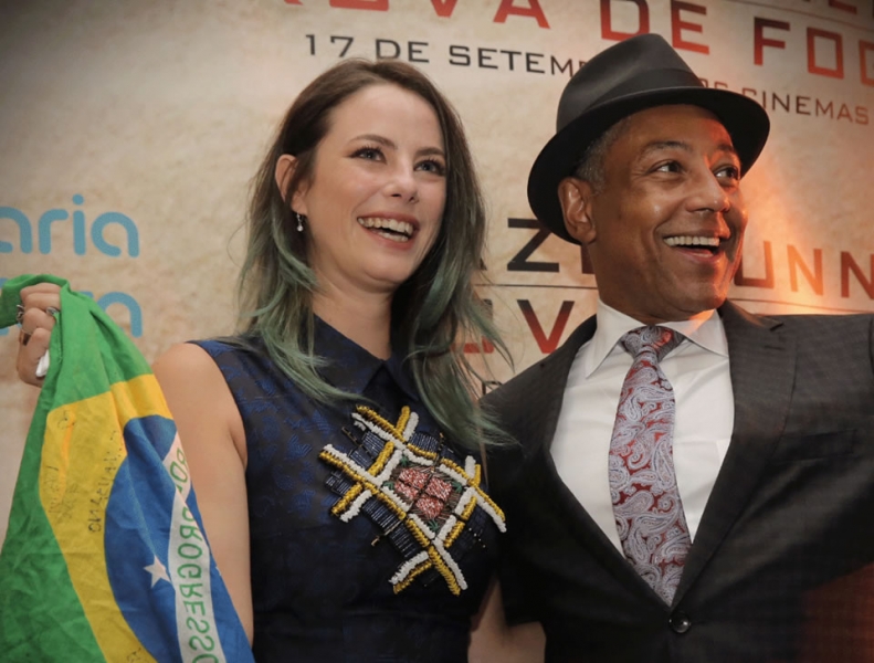 Portal Exibidor - Kaya Scodelario e Giancarlo Esposito vêm ao Brasil para  promover “Maze Runner – Prova de Fogo”